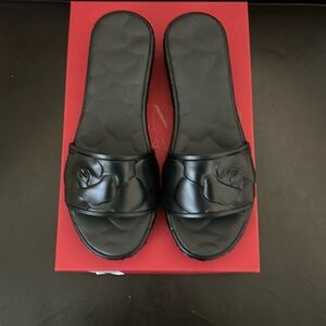 NWT Valentino Garavani black PVC sandals